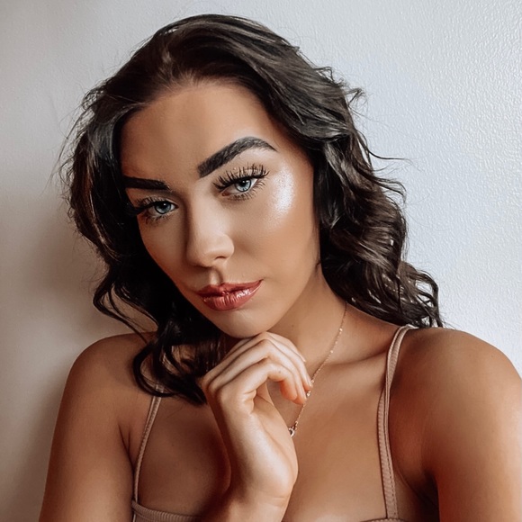 Meet your Posher, Jaylin - Picture 1 of 1